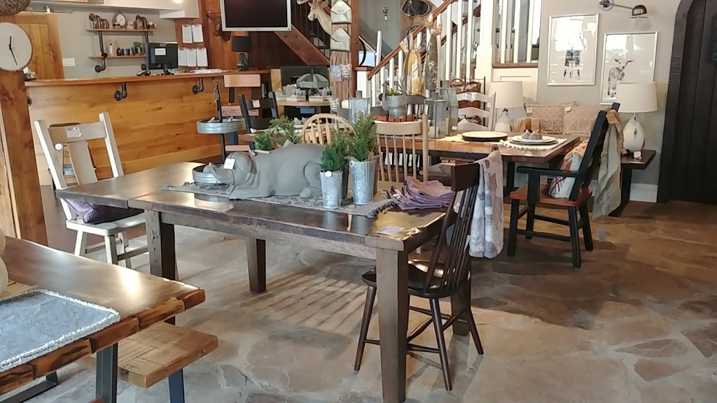 Timber Barn | 8 Spring St, St. Jacobs, ON N0B 2N0, Canada | Phone: (519) 664-3245