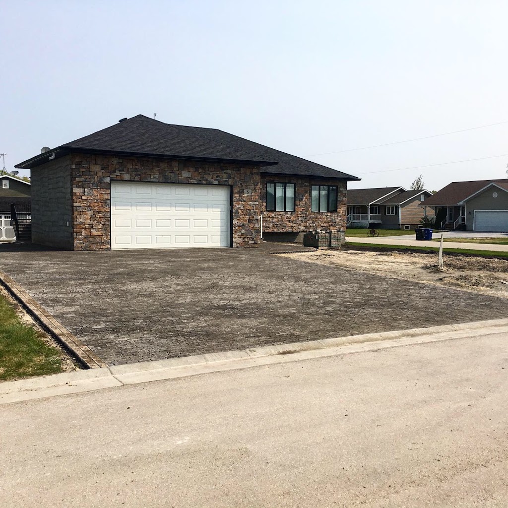 Paradise Landscape And Design | Box 282, Therrien Dr, Richer, MB R0E 1S0, Canada | Phone: (204) 392-7464
