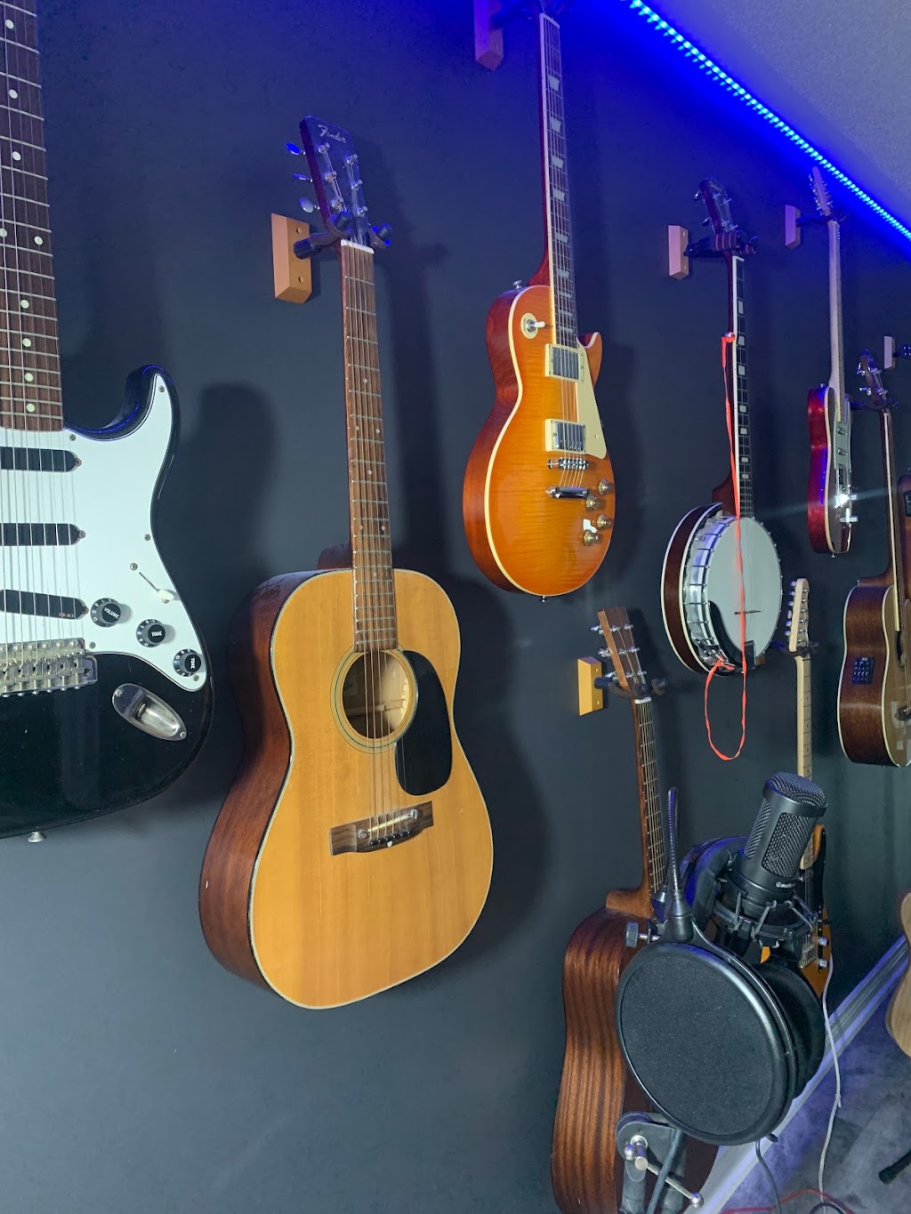 Imperial Academy of Music | 213 Nash Rd S, Hamilton, ON L8K 6S2, Canada | Phone: (647) 963-8265