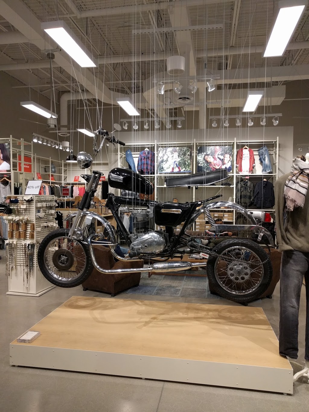 Lucky Brand | 5000 Canoe Pass Way, Tsawwassen, BC V4M 4G9, Canada | Phone: (604) 948-3420