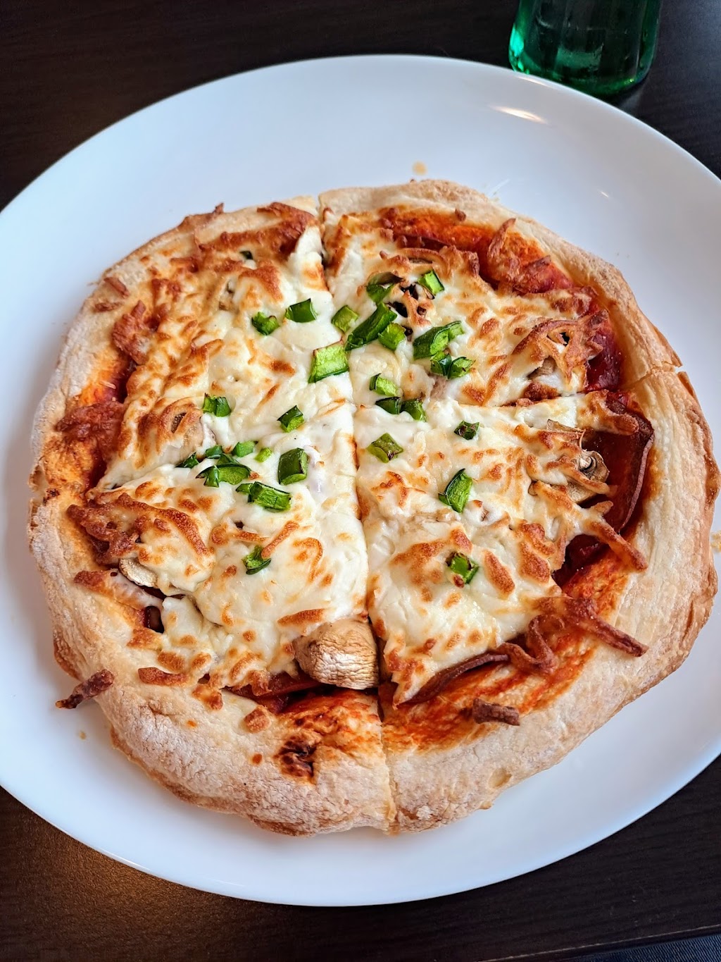 Le Bateau | 246 Rue des Forgerons, Tadoussac, QC G0T 2A0, Canada | Phone: (418) 235-4427