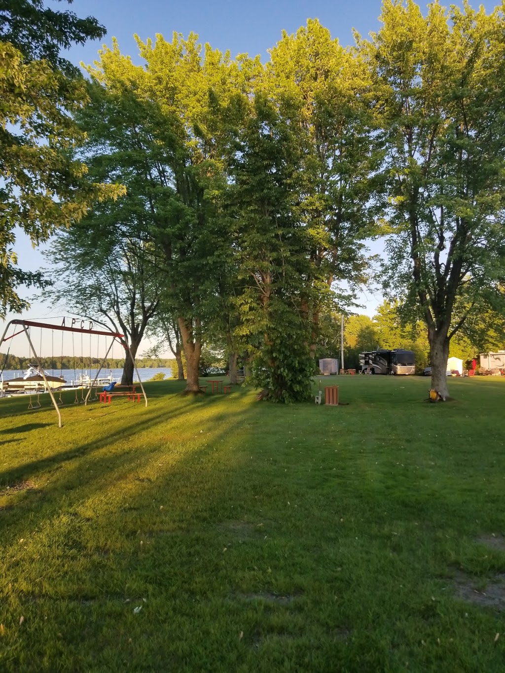 Camping APCD Drummondville (Centre plein air) | 4938 Boulevard Allard, Saint-Nicéphore, QC J2A 2S3, Canada | Phone: (819) 477-0389