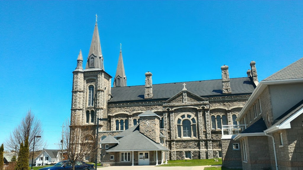 Saint Ann Roman Catholic Church | 28 Robert St W, Penetanguishene, ON L9M 1N2, Canada | Phone: (705) 549-2560