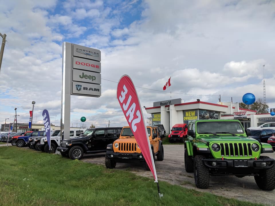 HWY 11 Chrysler Dodge Jeep Ram | 95 Commerce Rd, Orillia, ON L3V 6J3, Canada | Phone: (888) 378-0417