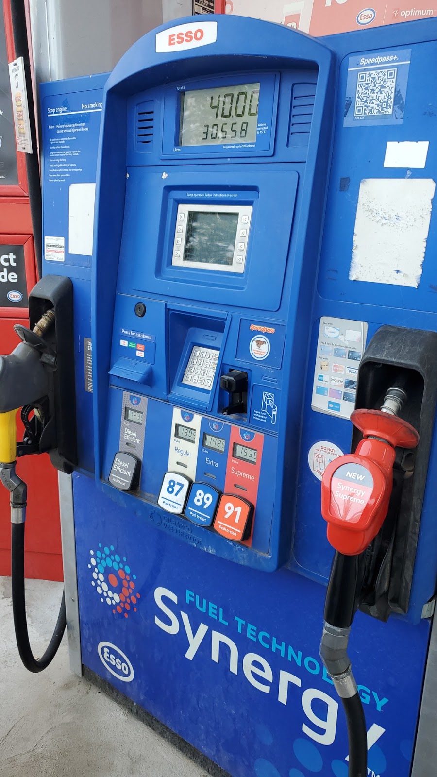 Esso | 80 Colborne St W #78, Brantford, ON N3T 1K5, Canada | Phone: (519) 304-1955