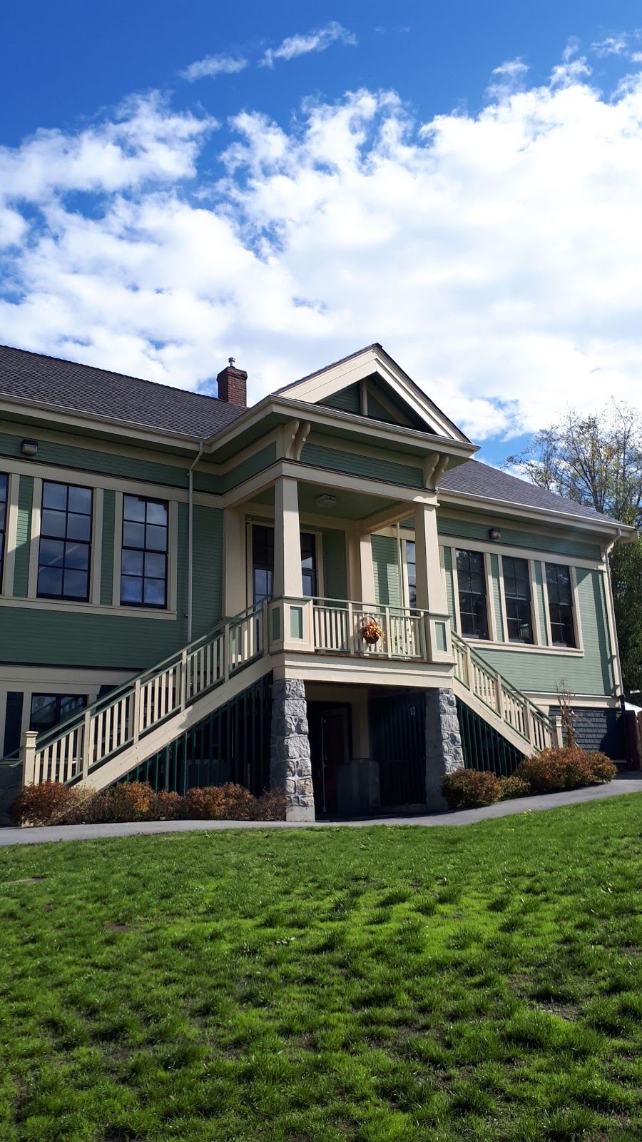 Kensington Prairie Community Centre | 16824 32 Ave, Surrey, BC V3S 0L5, Canada | Phone: (604) 592-2606
