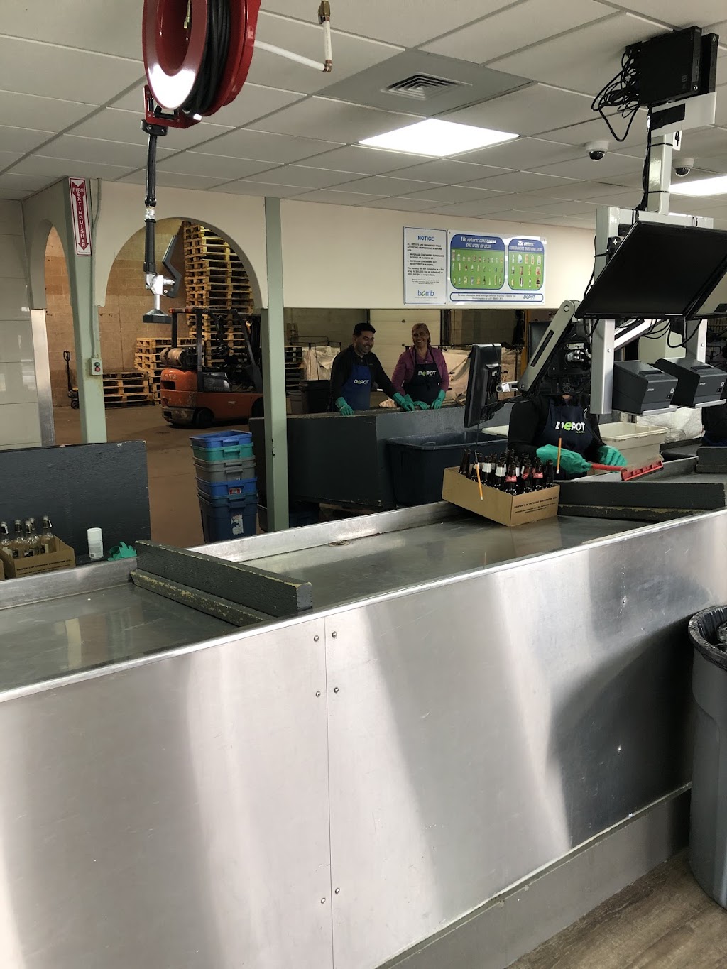 Fish Creek Bottle Depot | 15216 Shaw Rd SE, Calgary, AB T2X 2A1, Canada | Phone: (403) 256-0845