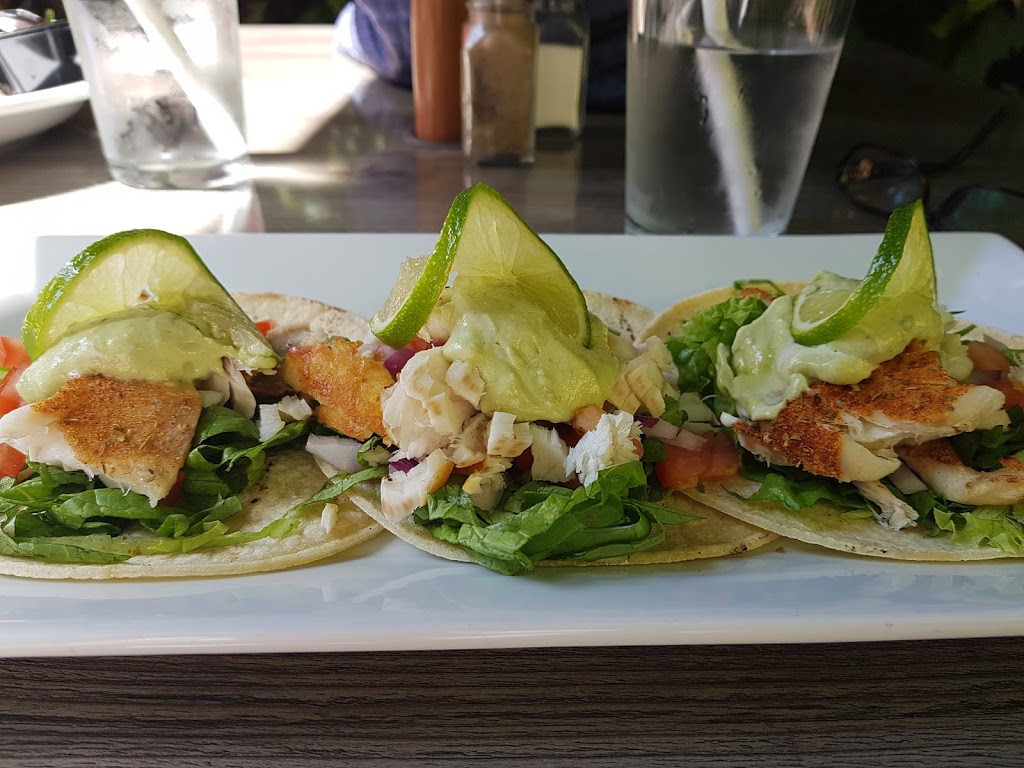 The Goose & Gridiron | 317 St Lawrence St, Merrickville, ON K0G 1N0, Canada | Phone: (613) 269-2094