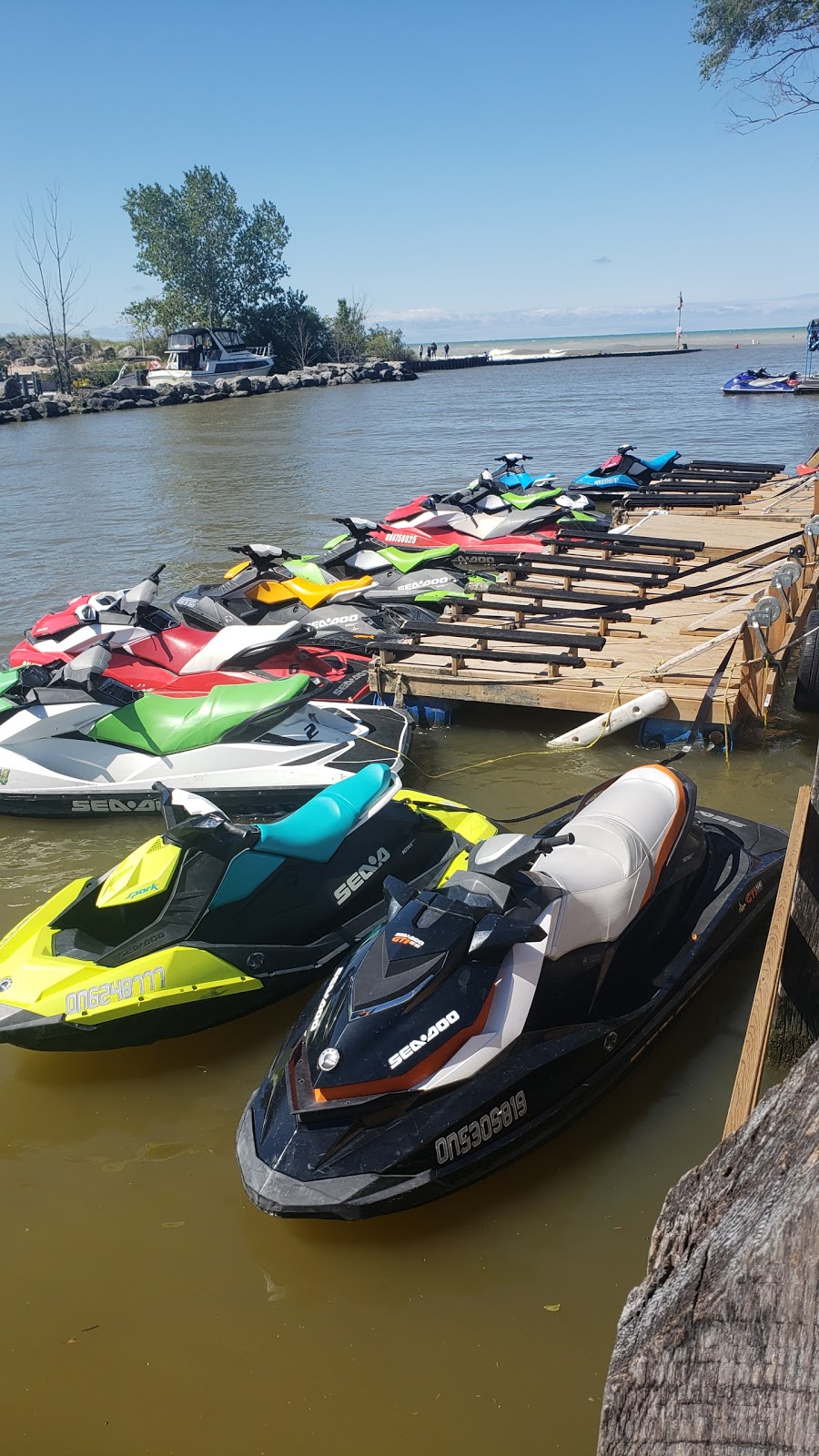 Splash seadoo and boat rentals Grand Bend | travel agency | 61 Main St W, Grand Bend, ON N0M 1T0, Canada | 5196714865 OR +1 519-671-4865