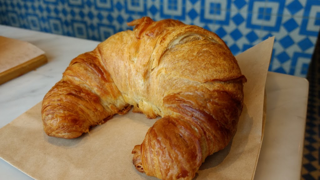Royal Majesty Espresso Bar Bakery | 190 Jozo Weider Blvd #9, The Blue Mountains, ON L9Y 0V2, Canada | Phone: (705) 293-2677