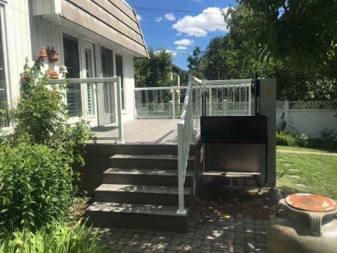 We Build Decks Inc. | 1429 27 St SW, Calgary, AB T3C 1L4, Canada | Phone: (403) 969-2128