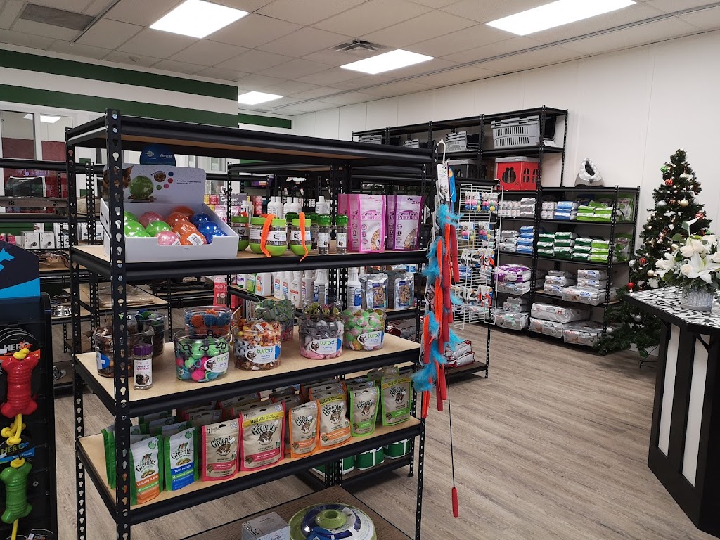 Village Pets | 7816 E Saanich Rd #3, Saanichton, BC V8M 2B3, Canada | Phone: (778) 351-3232