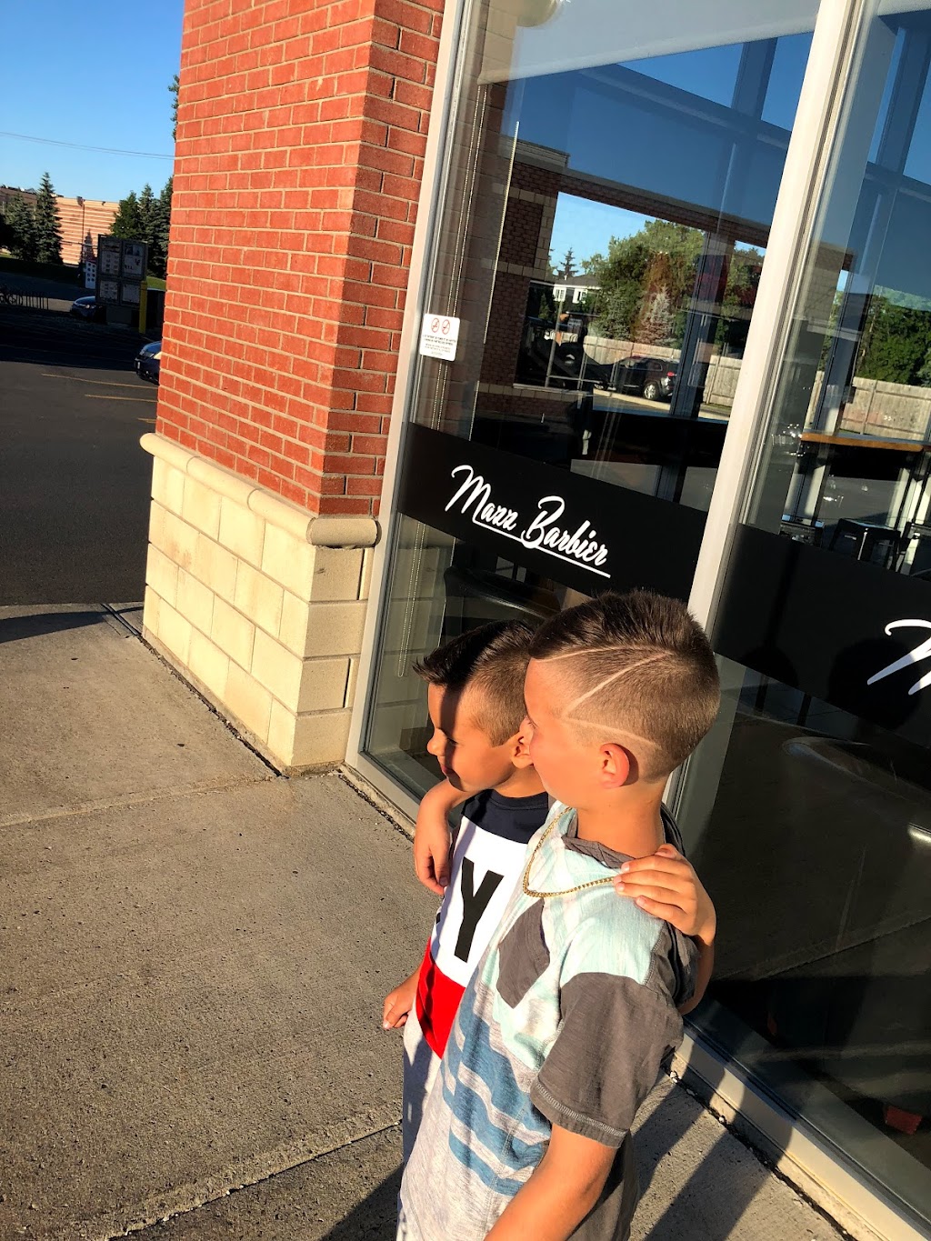 Mazz Barbier West Island | 14820 Boul. de Pierrefonds, Pierrefonds, QC H9H 4Y6, Canada | Phone: (514) 626-2424
