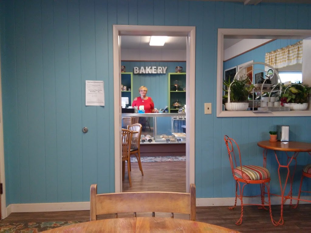 Touch of Icing | 19 Main St, Waddington, NY 13694, USA | Phone: (315) 388-4096