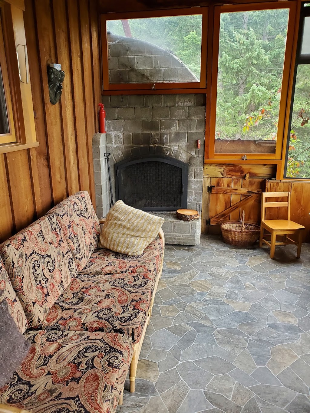 Lavender House | 168 Larch Hills Forest service Rd, Mara, BC V0E 2K0, Canada | Phone: (250) 804-3314