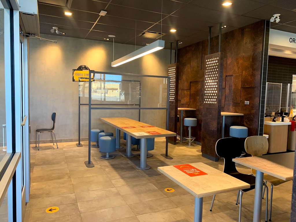 McDonalds | 50 Fireside Gate #2101, Cochrane, AB T4C 2A3, Canada | Phone: (403) 981-2593