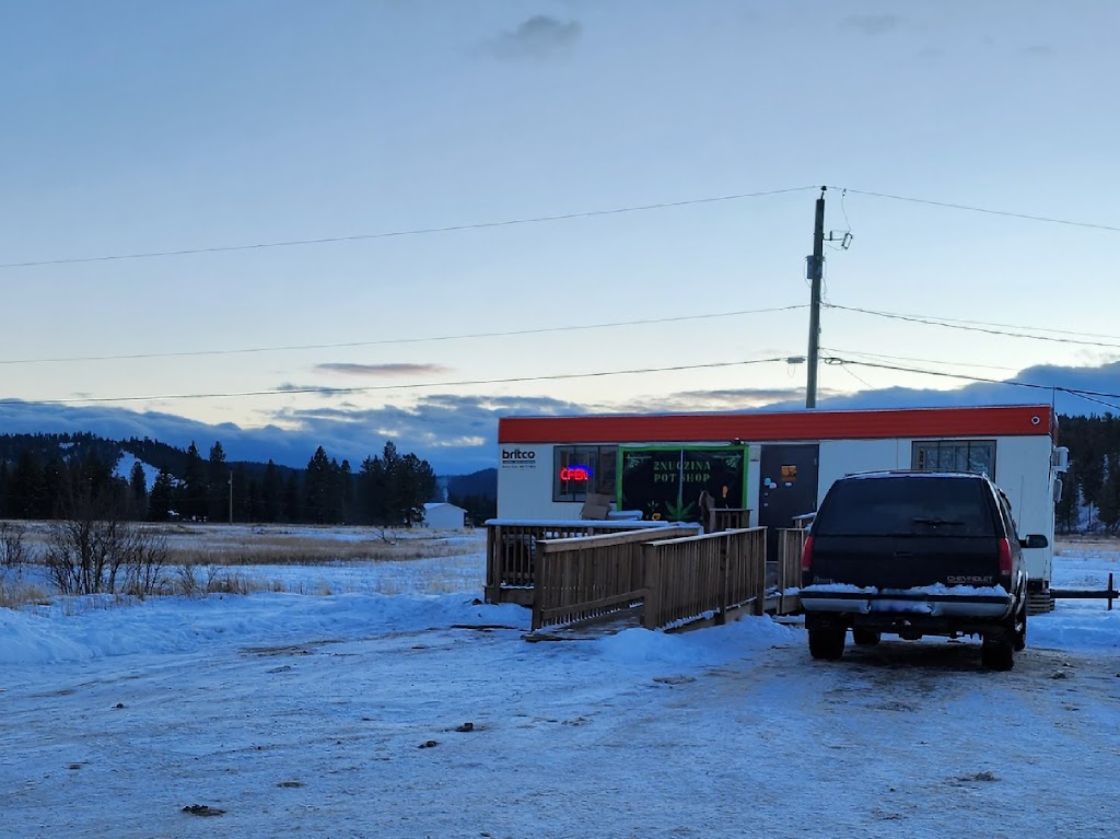 2 Nugz In a pot shop | S Kootenay Reserve Rd, Cranbrook, BC V1C 7E5, Canada | Phone: (250) 421-6619