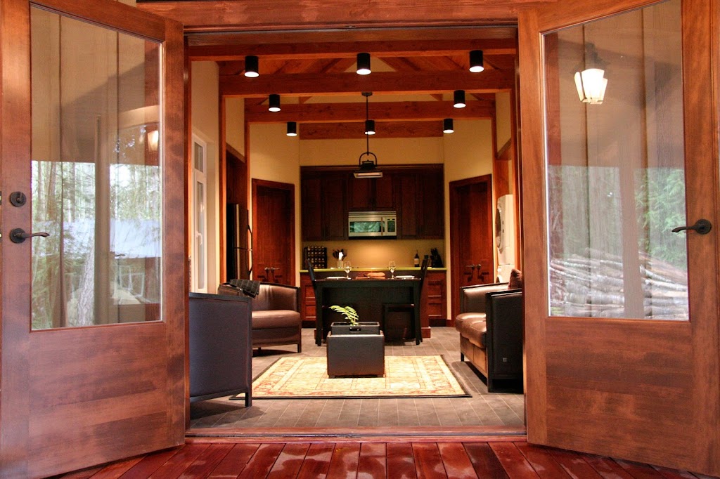 Steps to the Sea Guest House | 153 Arbutus Rd, Salt Spring Island, BC V8K 1A3, Canada | Phone: (604) 626-6646