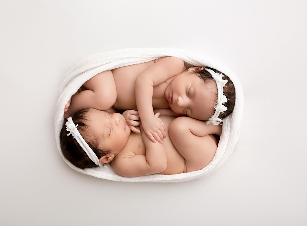 Moda Bella Photography | 6840 King George Blvd #110, Surrey, BC V3W 4Z9, Canada | Phone: (604) 802-6700