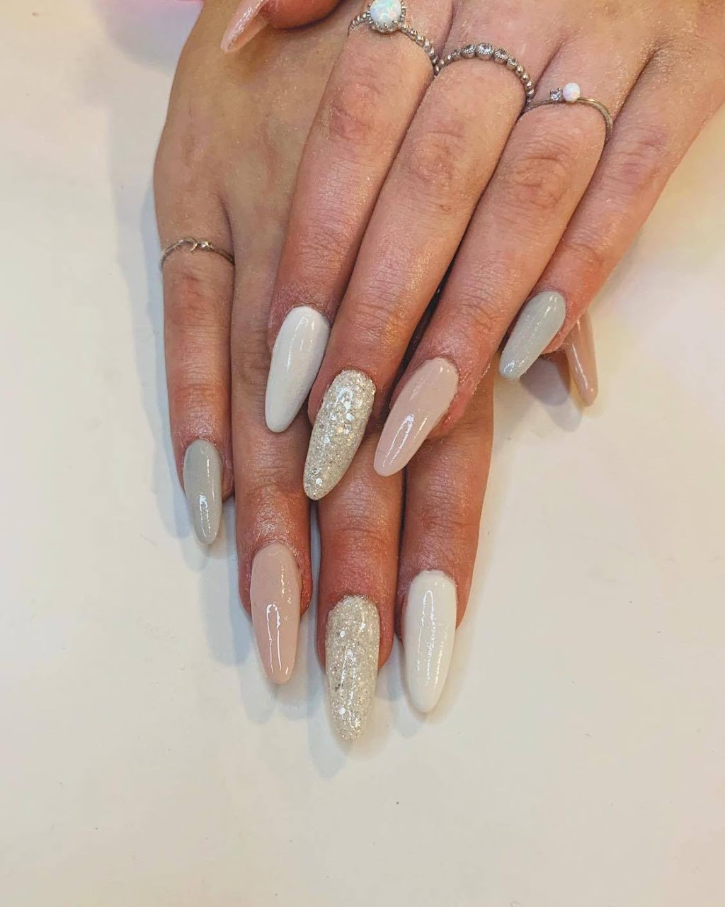 Ongles DW | 8835 Boulevard de St Canut, Mirabel, QC J7N 1P2, Canada | Phone: (514) 742-7832