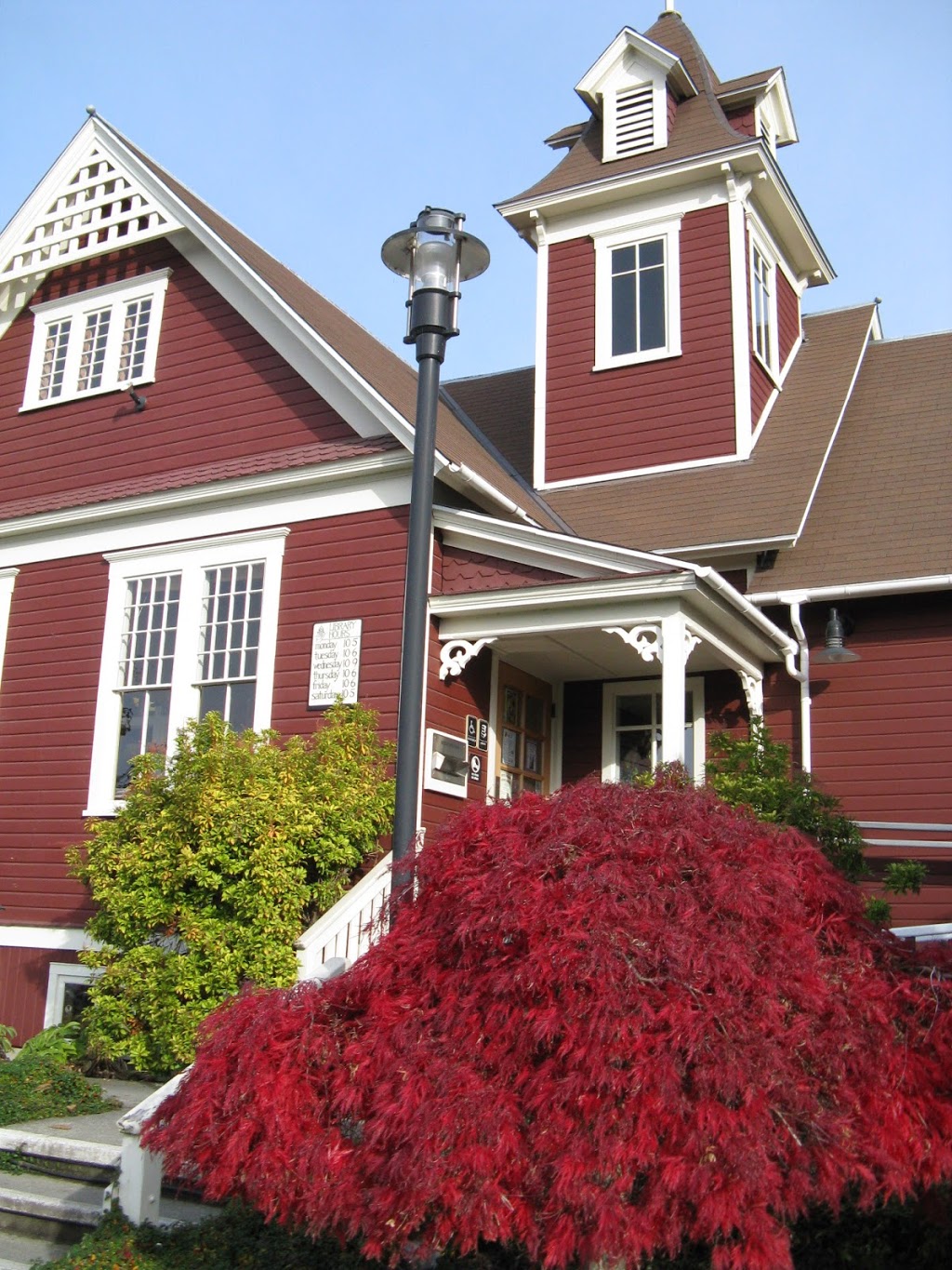 Lopez Island Library | 2225 Fisherman Bay Rd, Lopez Island, WA 98261, USA | Phone: (360) 468-2265