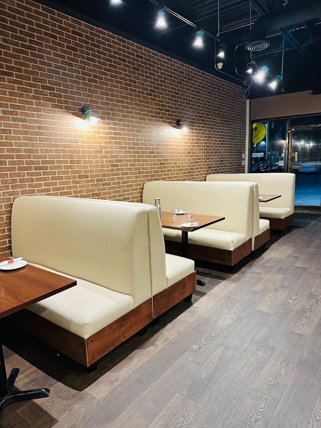 Indian Desire | 669 10th St W, Owen Sound, ON N4K 3R8, Canada | Phone: (519) 371-4464