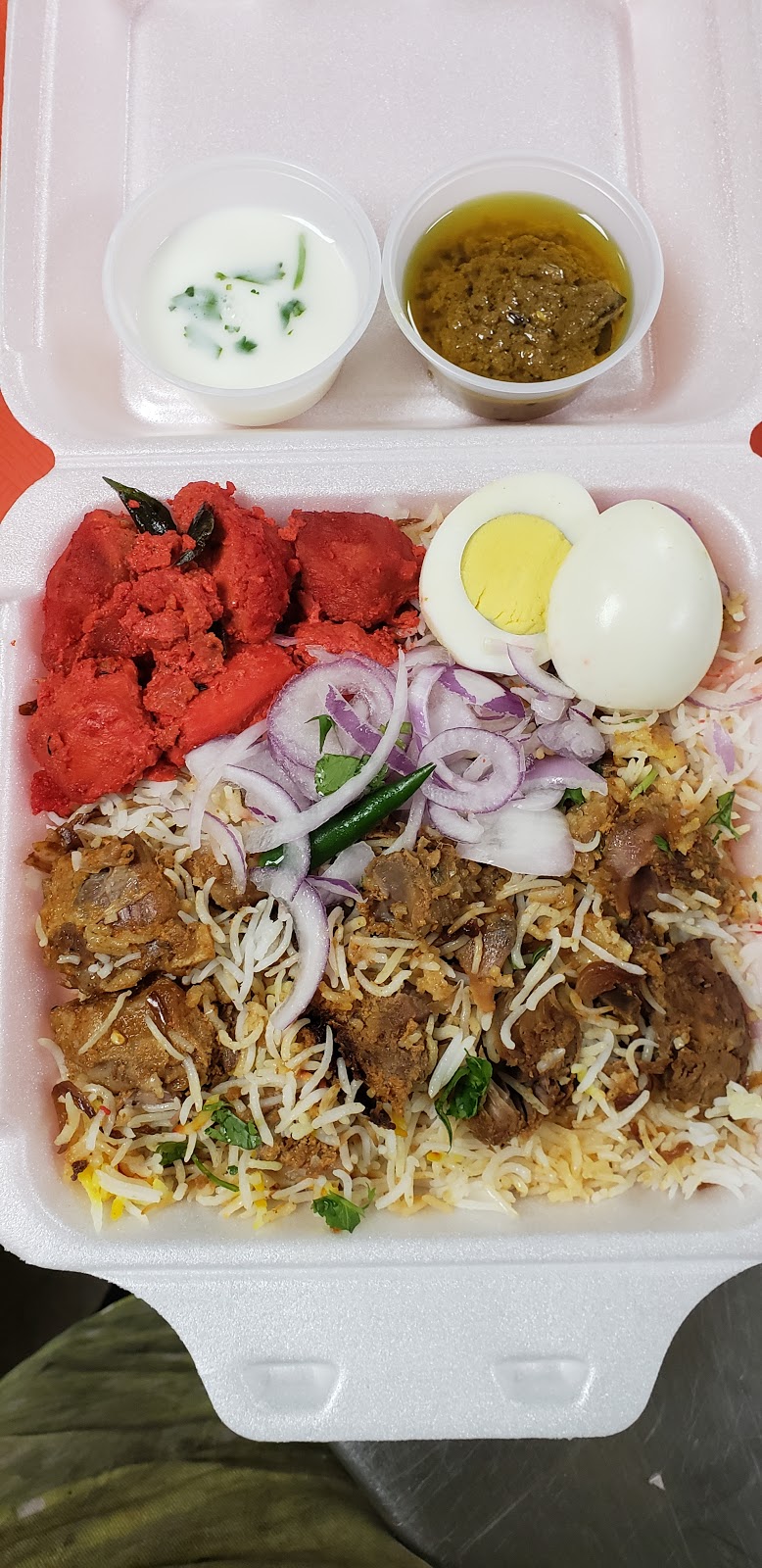 Hyderabad Palace Downtown | 234A Parliament St, Toronto, ON M5A 3A4, Canada | Phone: (416) 901-7864