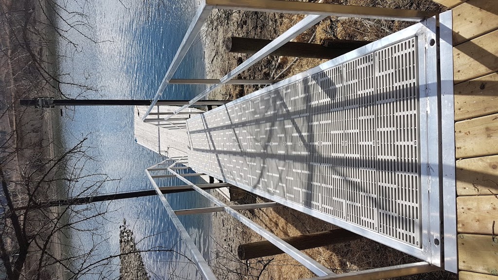 Eagle Bay Docks | 3380 Eagle Bay Rd, Blind Bay, BC V0E 1H1, Canada | Phone: (250) 242-7098