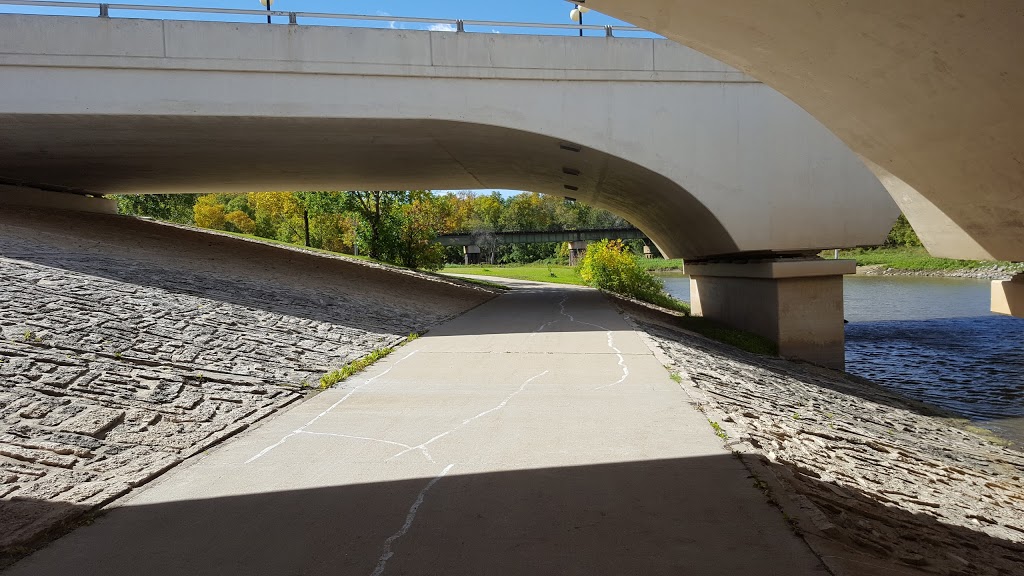 Henri Roux Park | 958-, 960 Avenue de lEglise, Winnipeg, MB R3V 1H5, Canada