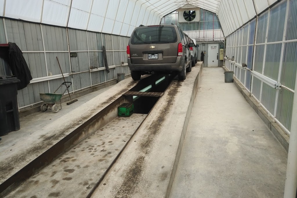 Garage Lambert Daniel | 3457 Boulevard Fiset, Sorel-Tracy, QC J3P 5J3, Canada | Phone: (450) 742-2314