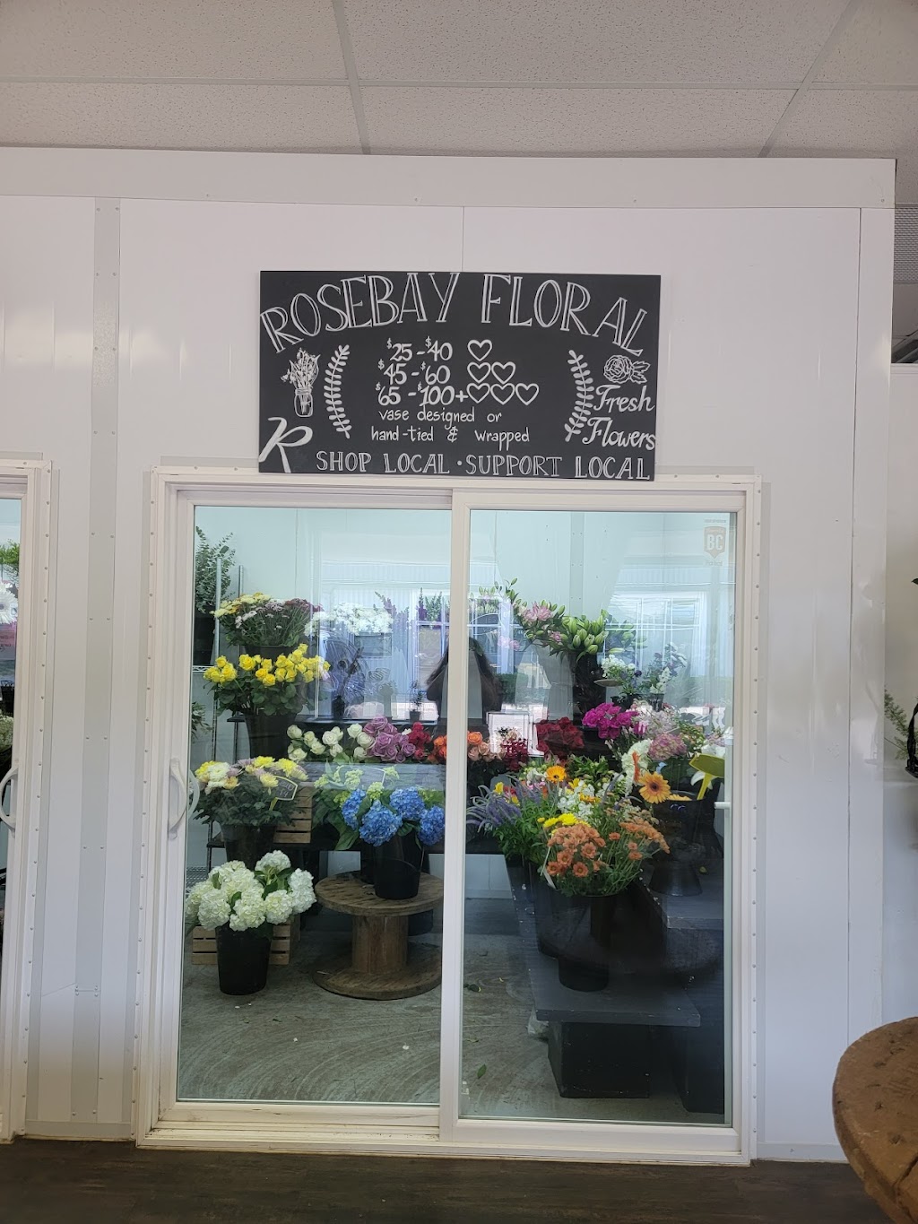 Rosebay Florist | 2525 McCallum Rd unit 110, Abbotsford, BC V2S 3R1, Canada | Phone: (604) 853-4444