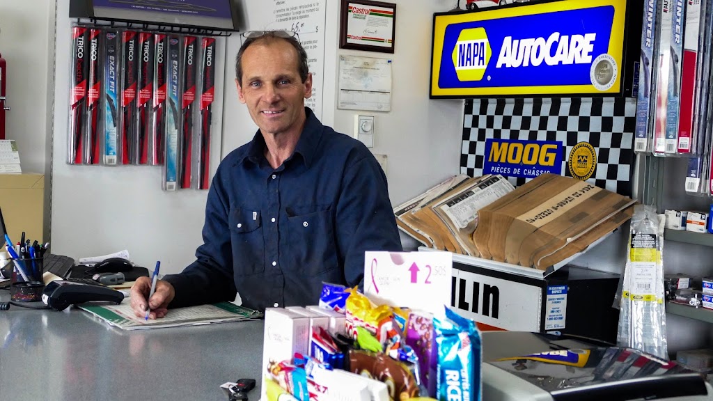 Garage G M Lavoie Inc | 1274 Bd Marcotte, Roberval, QC G8H 2P2, Canada | Phone: (418) 275-0378