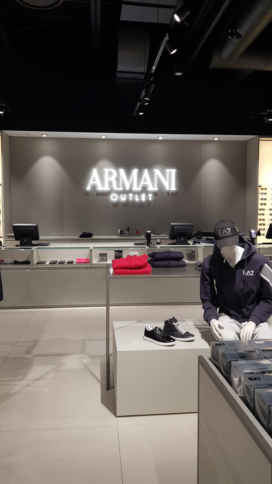 Armani Outlet | 13850 Steeles Ave W #412, Halton Hills, ON L7G 0J1, Canada | Phone: (905) 864-6322