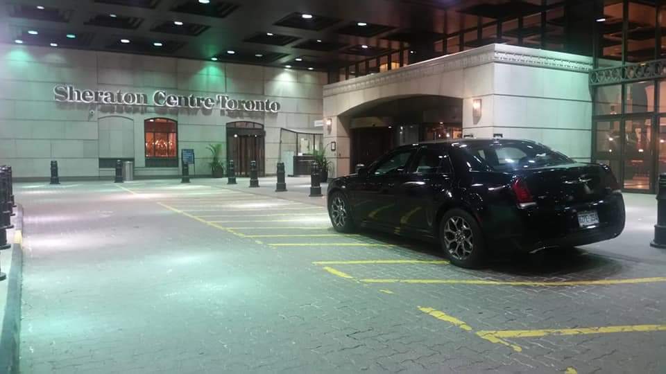 Pearson Jenhenge Taxi-Limo | 6 Stonehenge Crescent, Scarborough, ON M1G 2P6, Canada | Phone: (416) 731-6006
