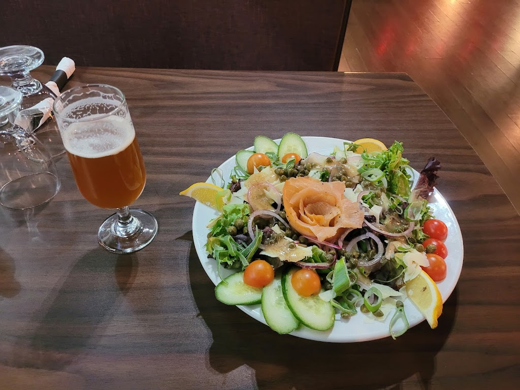Resto Bar Suite 117 | 112 Av. de lÉglise, Dolbeau-Mistassini, QC G8L 4W4, Canada | Phone: (418) 276-5666