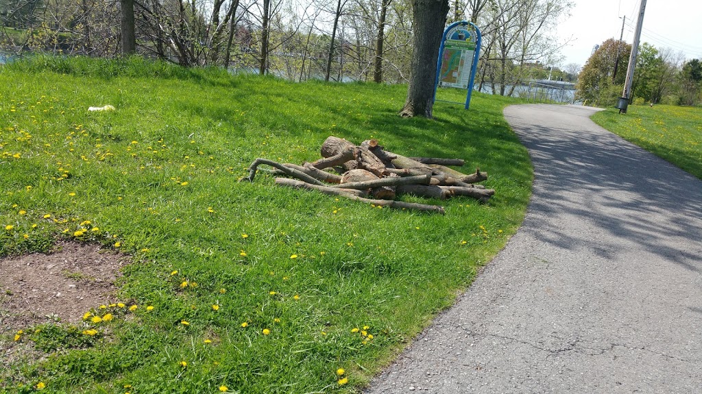 Merritt Island Park | Welland Canal Trail, Welland, ON L3B, Canada | Phone: (905) 732-6333
