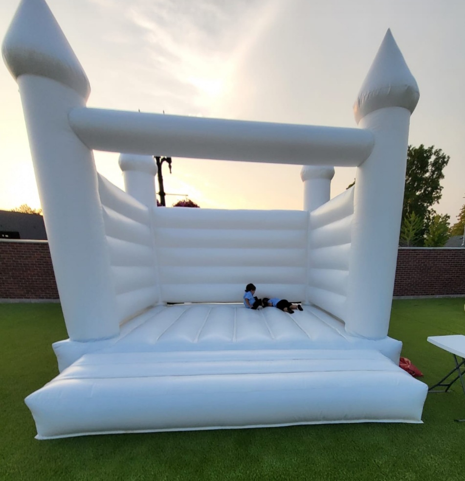 Party Castles Rental Services Inc. | 315 Fruitland Rd, Stoney Creek, ON L8E 5M8, Canada | Phone: (905) 580-5717