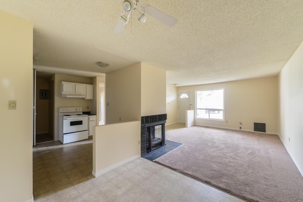 Westridge Manor | 17117 75 Ave NW, Edmonton, AB T5T 2P7, Canada | Phone: (780) 413-9251