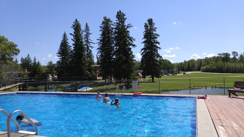 Tall Timber Lodge | 63 Tall Timber Rd, Lac du Bonnet, MB R0E 1A0, Canada | Phone: (204) 345-2972