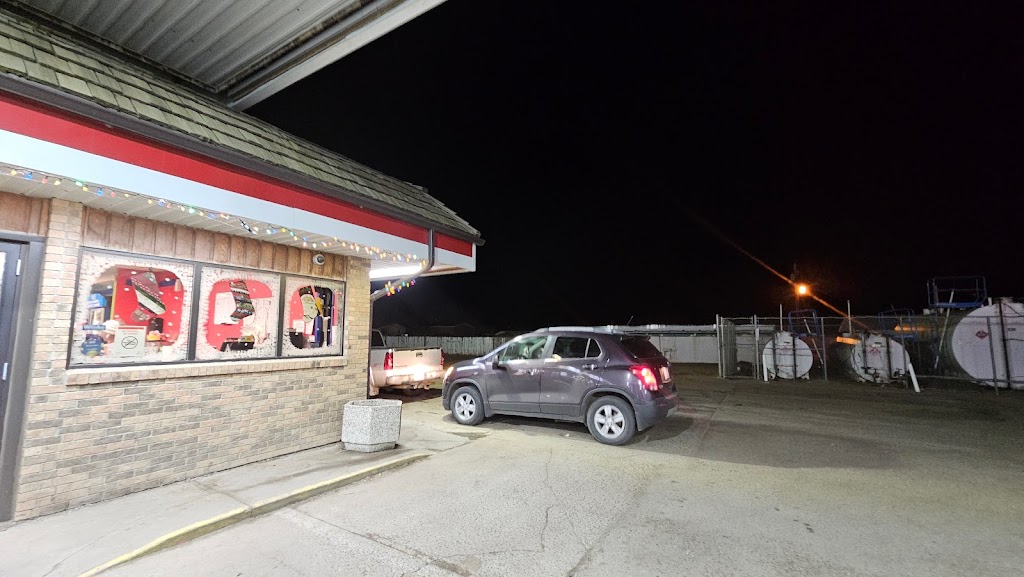 Vauxhall Esso | 409 1 St N, Vauxhall, AB T0K 2N0, Canada | Phone: (403) 654-4247