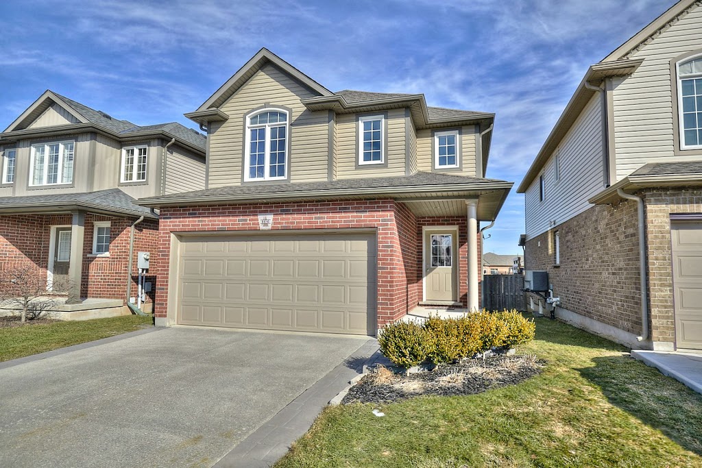 Darcy Richardson Real Estate Group | 170 Hwy 20 W Unit 2, Fonthill, ON L0S 1E0, Canada | Phone: (905) 321-6292