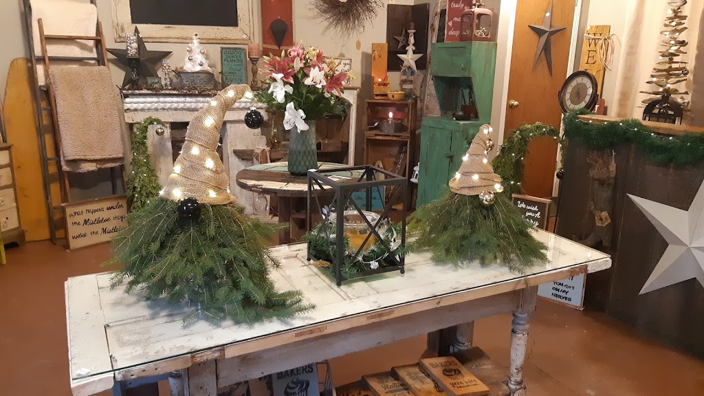 This And That Country Home Decor | 4 Elizabeth Dr, Allenford, ON N0H 1A0, Canada | Phone: (519) 270-7614