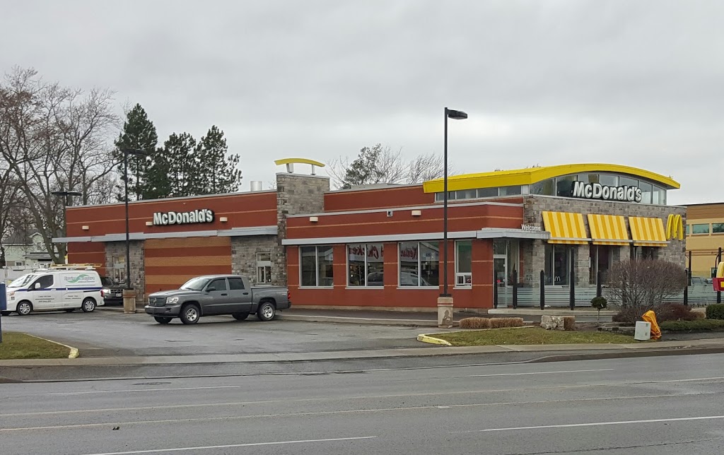 McDonalds | 631 Niagara St, Welland, ON L3C 1L9, Canada | Phone: (905) 735-1064
