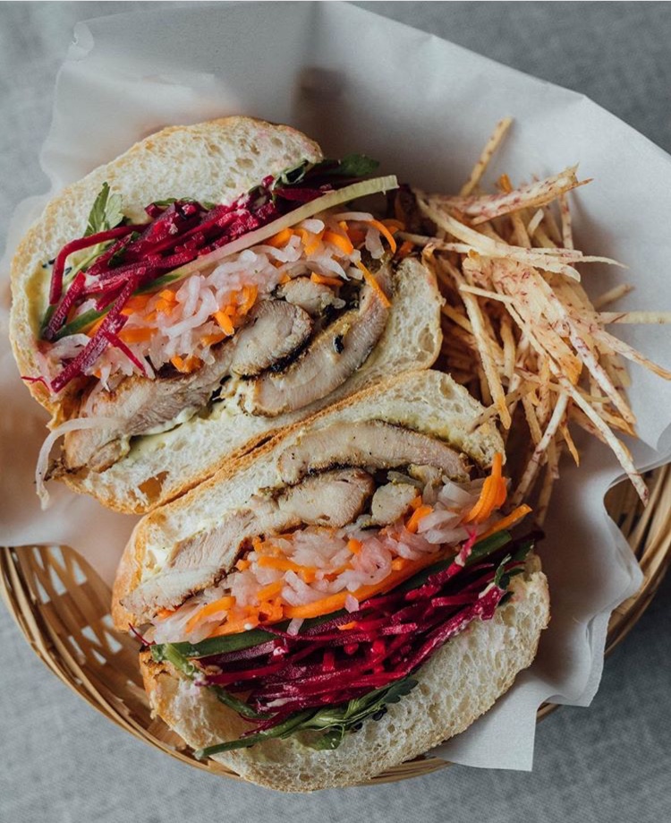 Saks sandwicherie | 7387 Boulevard Saint-Michel, Montréal, QC H2A 3A1, Canada | Phone: (514) 374-2777