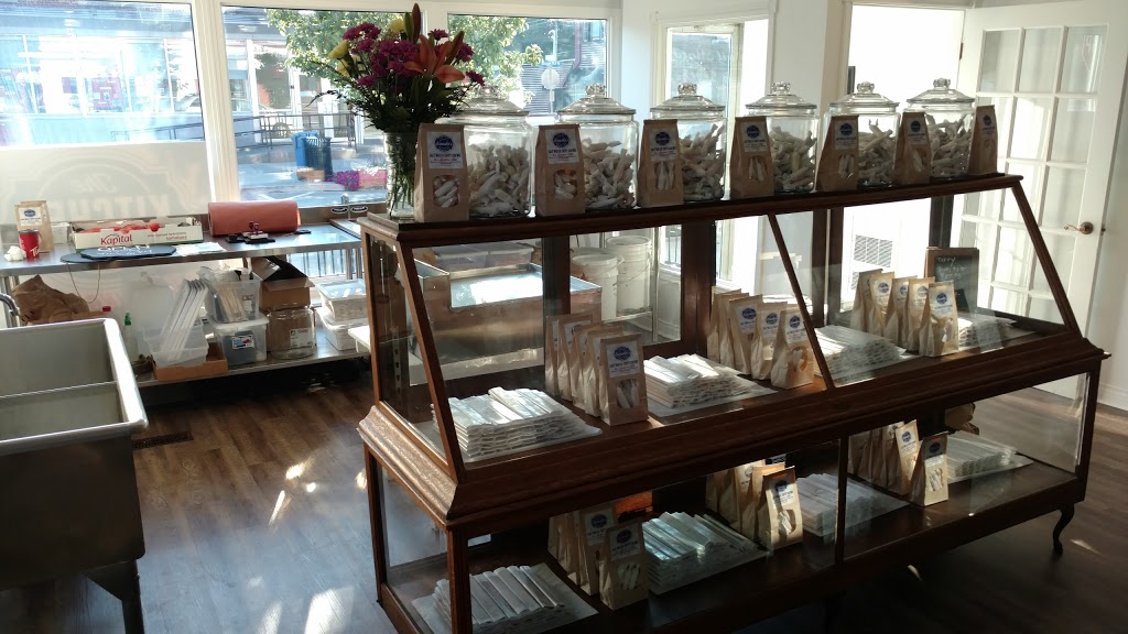 The Kitchen | 335 Ridge Rd N, Ridgeway, ON L0S 1N0, Canada | Phone: (905) 894-4229