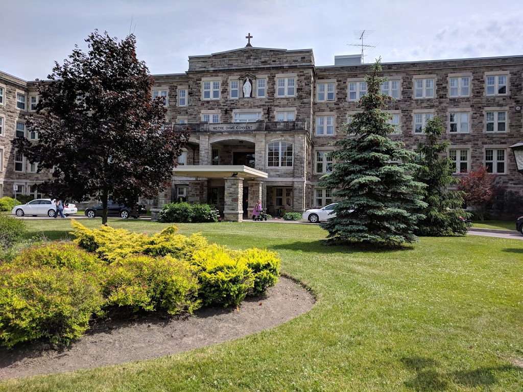Notre Dame Motherhouse | 1921 Snake Rd, Waterdown, ON L0R 2H0, Canada | Phone: (905) 689-6646
