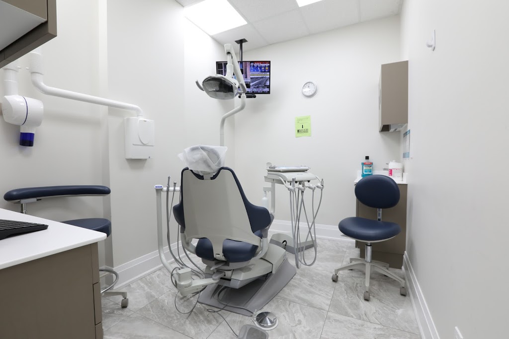 Monarch Dentistry at Mi Clinic | 2690 Erin Centre Blvd, Mississauga, ON L5M 5P5, Canada | Phone: (905) 828-4200