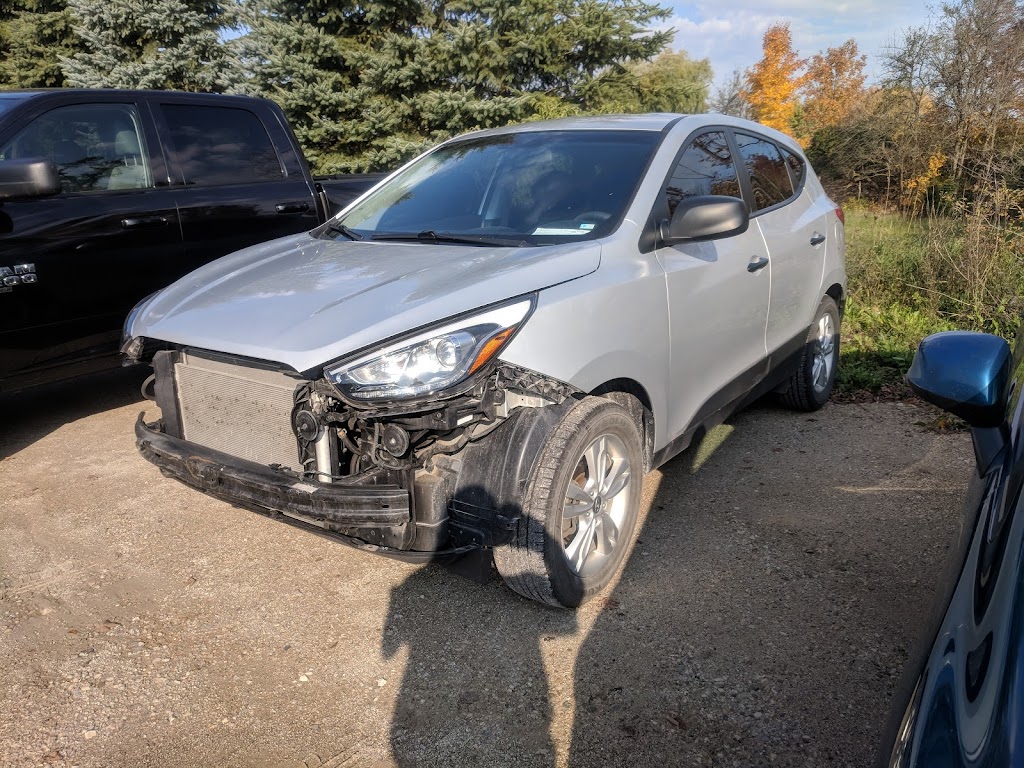 PETES AUTO BODY OF OWEN SOUND LIMITED | R.R. # 4, 317592 HWY 6 & 10, Owen Sound, ON N4K 5N6, Canada | Phone: (519) 376-9086