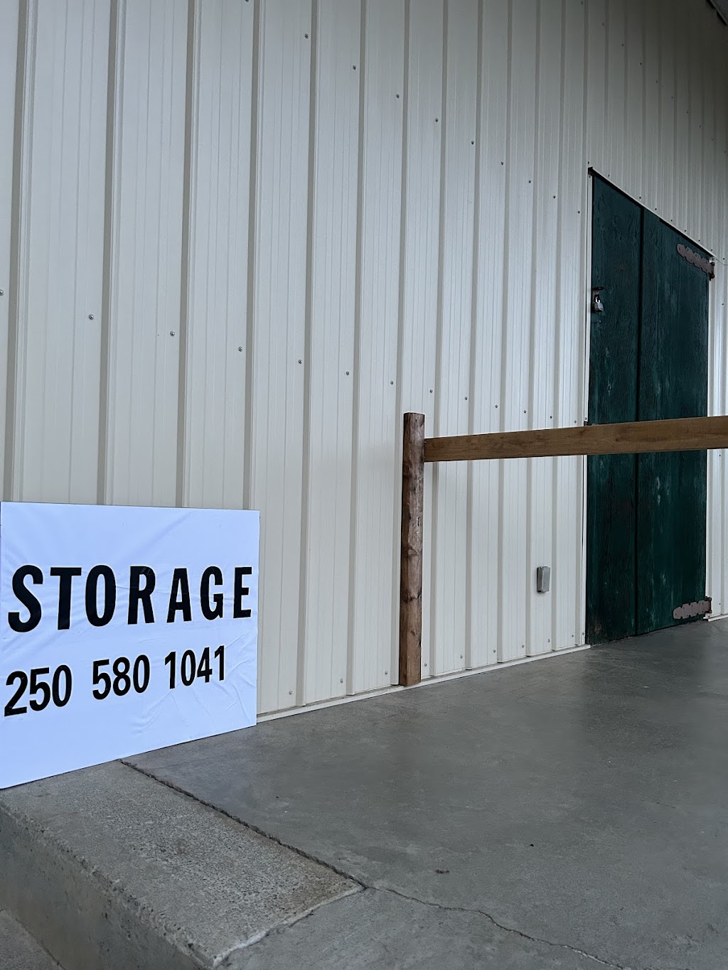 Western Road Storage | 4660 Western Rd, Courtenay, BC V9N 3T2, Canada | Phone: (250) 580-1041