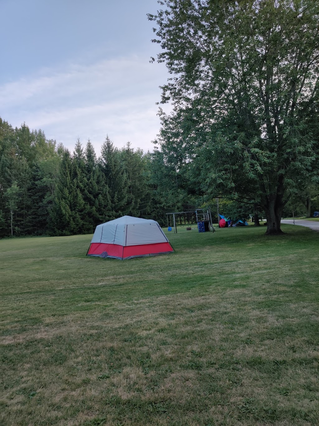 Carlton Cove Estates Seasonal RV Park | 61 Carleton Cove, Foxboro, ON K0K 2B0, Canada | Phone: (613) 962-6344